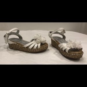 Platform wedge for kids🤗😱